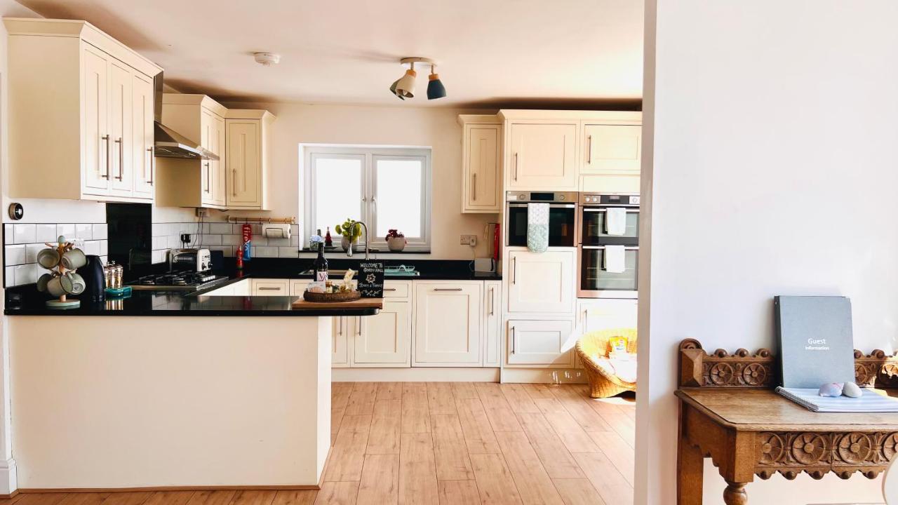 Gordy Hall -Sea Facing Welsh Cottage With Stunning Views Pendine Ngoại thất bức ảnh