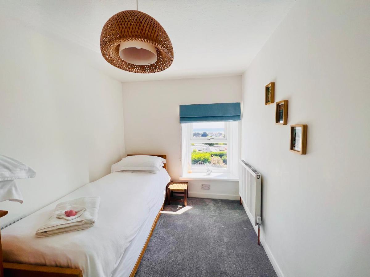 Gordy Hall -Sea Facing Welsh Cottage With Stunning Views Pendine Ngoại thất bức ảnh